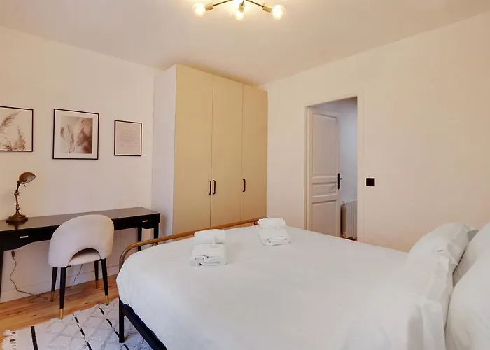 Apartment Pick A Flat's In Montmartre - Rue Drevet